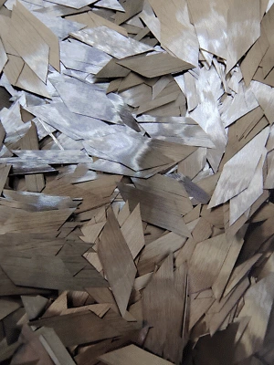 Larges lames de carbone 12K utilisée pour <strong>rajouter de la puissance</strong>